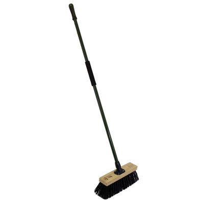 Charles Bentley Charnwood 14" Heavy Duty PVC Broom Garden FSC Wood - 3