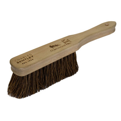 Charles Bentley Charnwood Bassine Hand Brush Garden Maintenance FSC Wood Green