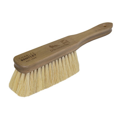 Charles Bentley Charnwood Tampico Hand Brush Garden Maintenance FSC Wood Green