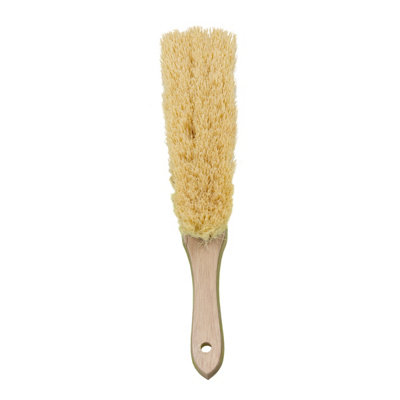 Charles Bentley Charnwood Tampico Hand Brush Garden Maintenance FSC Wood Green - 4
