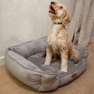 Charles Bentley Grey Plush Soft Furry Washable Dog Cat Pet Bed- Medium Price Comparisons | Compare The Build