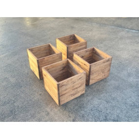 Charles Taylor 4pc Deluxe Open Planter Set