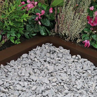 Charles Watson 20mm Limestone Decorative Garden Chippings Approx. 20kg Polybag