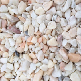 Charles Watson Flamingo Chippings 14 - 20mm  Light Pink Cream & White Approx. 20kg Polybag