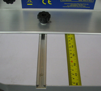 CHARNWOOD W014 FLOOR STANDING UNIVERSAL ROUTER TABLE, FOR ALL MODELS OF ROUTER
