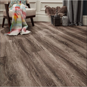 Charred Oak Natural Timber Effect 184mm x 1219mm LVT Flooring Planks (Pack of 16 w/ Coverage of 3.60m2)