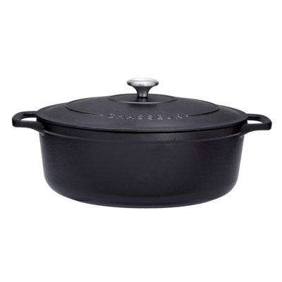 https://media.diy.com/is/image/KingfisherDigital/chasseur-oval-casserole-dish-27cm-matt-black~3244334727012_01c_MP?$MOB_PREV$&$width=618&$height=618