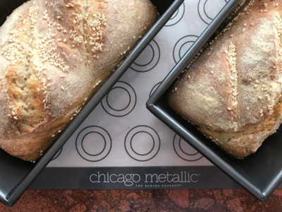 Loaf Pan, 1 lb by Chicago Metallic