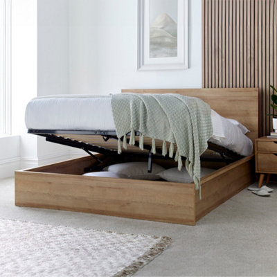 Chicago Riviera Oak Finish Ottoman Storage Bed - King Size Bed Frame