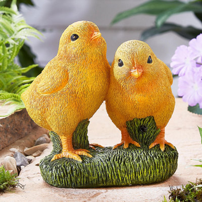 Chirping Chicks Garden Ornament, Motion-Activated Sound, Weatherproof & UV-Resistant, 15x15x10cm