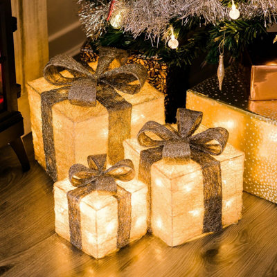 CHRISTMAS VILLAGE Decorative Christmas Parcel Light Up Set with Bow, Perfect Indoor & Outdoor Xmas Decoration Lights - Set of 3 Price Comparisons | Compare The Build