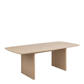 Christo Dining Table in Oak with a oak Lacquered Veneer Base