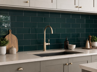 Chromara Wilderness Green Gloss Ceramic Wall Tiles (1000 Pack- 20 Box- 19.4m2 Coverage)-Shower-9.8cm x 19.8cm-Colour Meets Design
