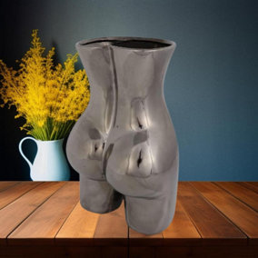 Chrome Body Vase Lovely Striking Design Great as a Centrepiece