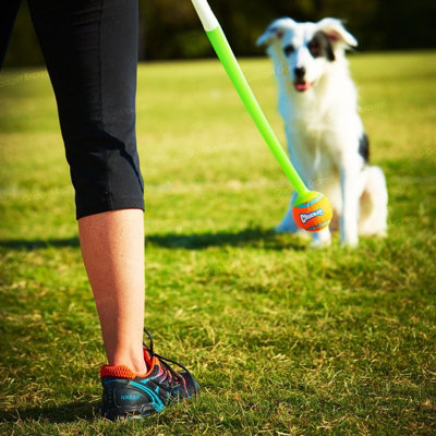 Chuckit Sport 18 Ball Launcher Medium 46cm Dog Toy Floating Ball Thrower