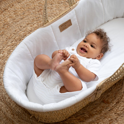 Clair de Lune White Organic Palm Moses Basket With Natural Rocking Stand