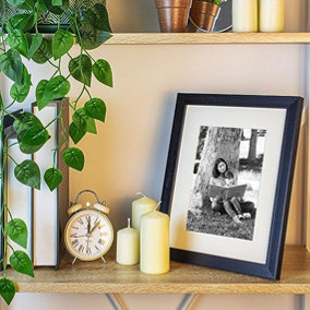 Clay Roberts Photo Picture Frame 8 x 10, Black, Includes Mount for 7 x 5 Prints, Freestanding and Wall Mountable, 10x8" Picture Fr