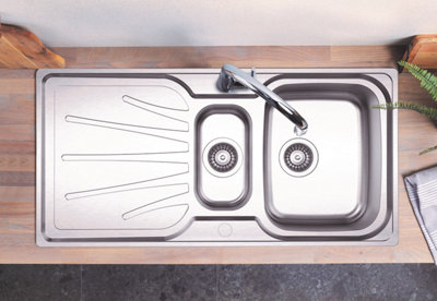 Clearwater DeepBlue 1.5 Bowl and Drainer Stainless Steel Kitchen Sink 1000x500mm DB15 DIY at B Q