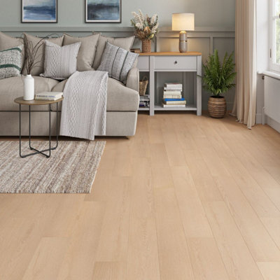 Click Laminate Flooring  8.0mm Kingford Plank Wood Effect For Bedroom, Dining Room, Living Room & Kitchen 1.92m²Per Pack