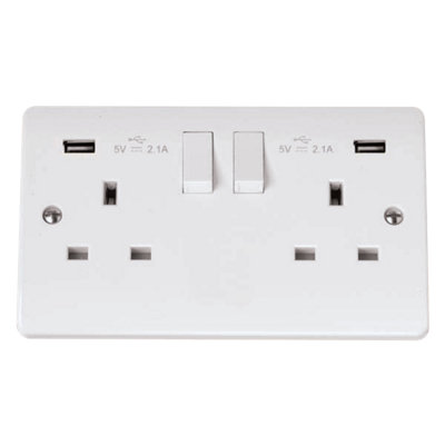 Click Scolmore Double Switched Socket with Dual USB-A 13A 2 Gang White - CMA780