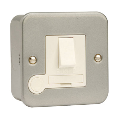 Click Scolmore Metal Clad Fused Spur Switched Connection Unit 13A - CL051