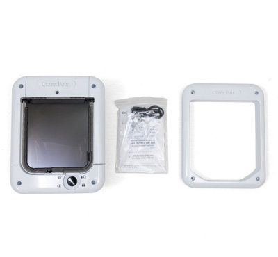Closer Pets White Microchip Cat Flap (CP 360W) - 4