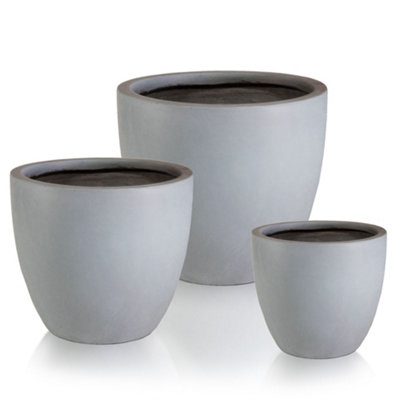 Cluster Set of 3 IDEALIST™ Garden Round Planter, Grey Reinforced Stone Cotswold Plant Pots: D35 H32 cm + D46 H45 cm + D56 H52 cm