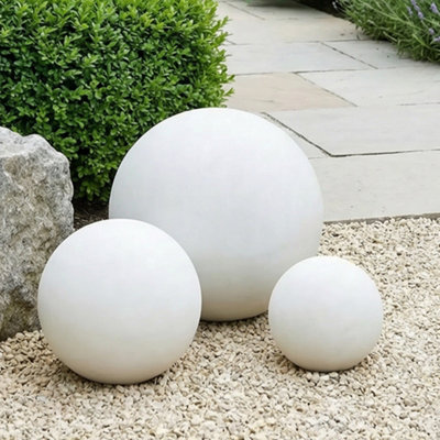 Cluster Set of 3 IDEALIST™ White Washed Reinforced Stone Garden Decorative Balls: D25 + D30 + D40cm, 5.5 + 7.7 + 9.9lbs