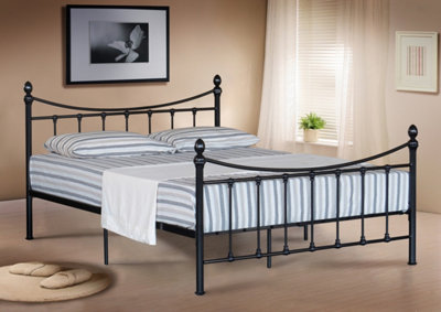 Comfy Living 4ft Victoriana Metal Bed Frame  in Black