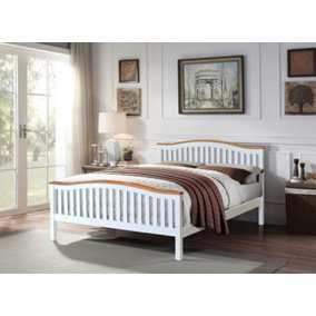 Comfy Living 4ft6 Solid Wooden Curved Bed Frame in White
