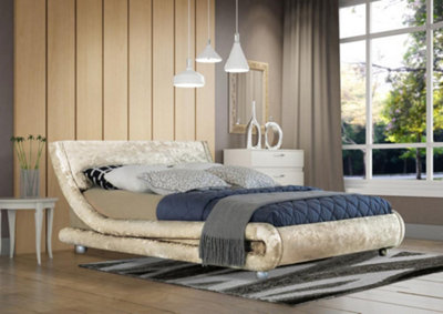 Comfy Living 5ft Mallorca Crushed Velvet Bed Frame Cream