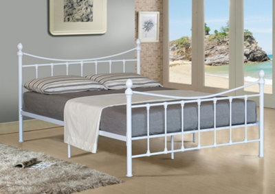 Comfy Living 5ft Victoriana Metal Bed Frame  in Black