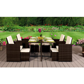 Comfy Living  9 Piece Cube Rattan Dining Set Chocolate with cover