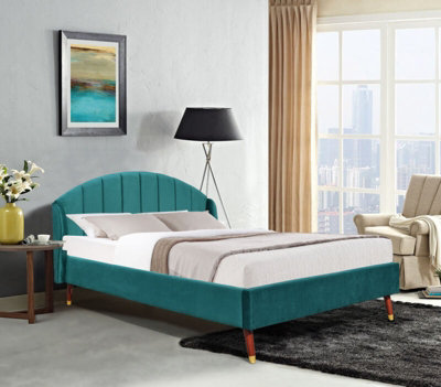 Comfy Living Winged Plush Velvet Fabric  Bed Frame with Curved Headboard 4ft6 Double Green