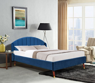 Comfy Living Winged Plush Velvet Fabric  Bed Frame with Curved Headboard 4ft6 Double Navy