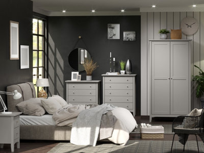 Como Light Grey 5 drawer chest of drawers