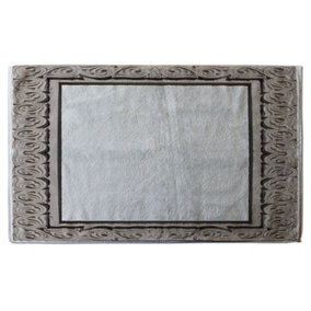 Concrete Frame (Bath Towel) / Default Title