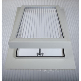 Conservatory Roof Vent White - For 25 mm Polycarbonate - Chrome Spindle