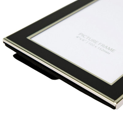 Happy Homewares Contemporary Black Aluminium 4x6 Picture Frame With Polished Silver Steel Trims