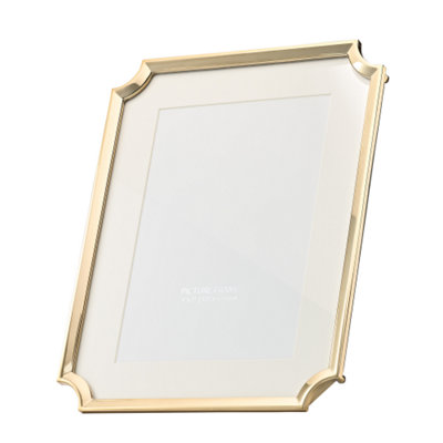 Contemporary Polished Gold Plated 5x7 Picture Frame with Scallop Shaped Corners