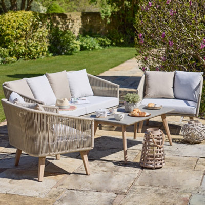 Contemporary Style Four Seater Summer Rattan Garden Furniture Set Acacia Wood  Outdoor Garden Sofa Set with Coffee Table - 3