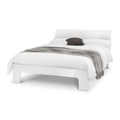 Contemporary Style White High Gloss Finish Double Bed Frame - 4ft 6" (135cm)