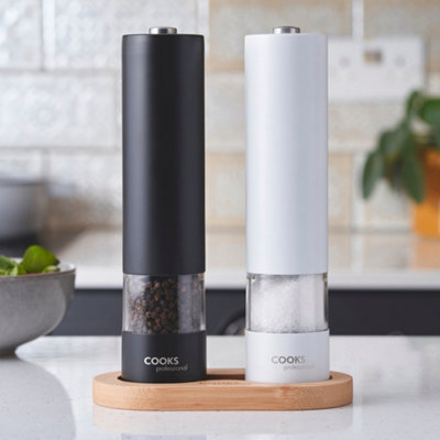 Cooks Professional Electric Salt and Pepper Mill Set with Bamboo Stand ...