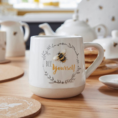 Cooksmart Bumble Bees Ceramic Bell Mug
