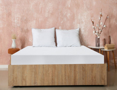 Cool Plus 8" (20cm) Medium Firm Memory Foam Mattress (Super King - 180cm (6'0") X 200cm (6'6")