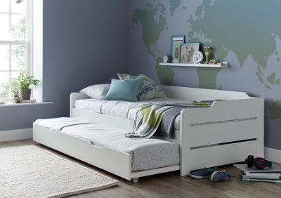 Copella White Guest Bed With Trundle With Pocket Mattresses