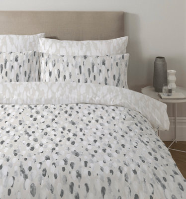 Copenhagen Home Rayne Reversible Single Duvet Cover with Pillowcases - Charcoal