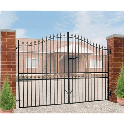 Corfe Premium Spear Top Tall Bow Top Double Estate Gate - Steel - Fits ...