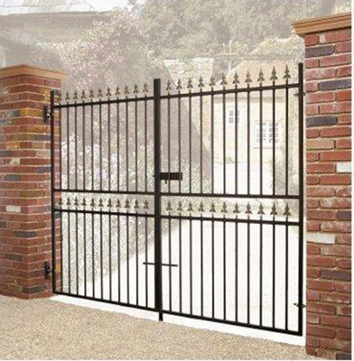 Corfe Premium Spear Top Tall Flat Top Double Gate - Steel - Fits Gap 3048 mm x 1778 mm High - Electro Galv./Black Powder Coated