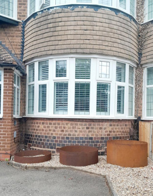 Corten Steel Bottomless Cylindrical Planters , raised beds , corten